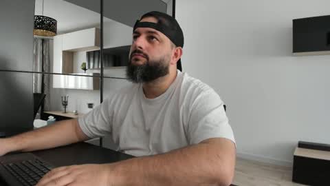 DravenPeak online show from November 1, 10:06 am