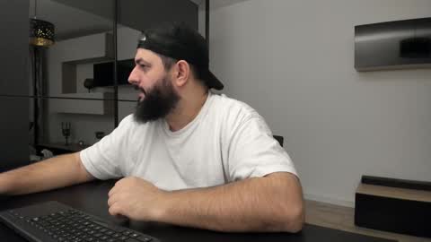 DravenPeak online show from December 15, 7:29 pm