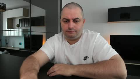 Snapshot of dravenpeak chatting on June 4, 9:59 am DravenPeak online show from June 4, 9:59 am