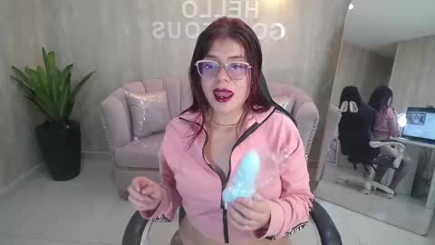 Snapshot of draviana_a chatting on September 19, 3:08 am Draviana online show from September 19, 3:08 am