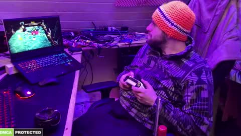 Snapshot of drawingcock chatting on February 19, 9:36 pm drawingcock online show from February 19, 9:36 pm