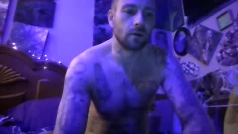 Snapshot of dreaded_folks chatting on February 22, 11:20 am dreaded_folks online show from February 22, 11:20 am