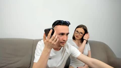 dream_momy online show from February 26, 7:27 pm