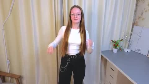 Hello im Leya online show from November 10, 5:12 pm