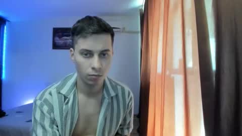 Johnny online show from April 23, 12:29 pm