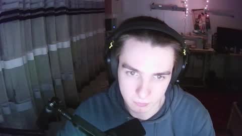 dreamerguy07 online show from January 15, 6:00 pm