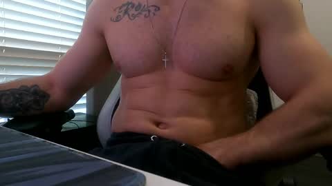 Snapshot of dreamering chatting on April 27, 6:39 pm Dreaming on going live with a woman p online show from April 27, 6:39 pm