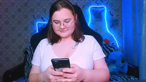 Snapshot of dreamforyoue2 chatting on October 30, 7:25 pm dreamforyoue2 online show from October 30, 7:25 pm