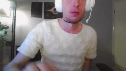 Snapshot of dreamgeezer chatting on November 8, 12:00 am dreamgeezer online show from November 8, 12:00 am