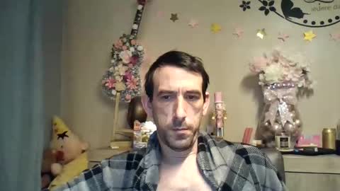 dreamguy38 online show from November 21, 6:01 am