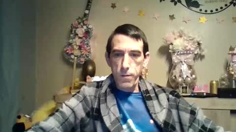 dreamguy38 online show from November 22, 5:39 am