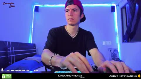 Snapshot of dreamhunterdz chatting on February 13, 11:47 pm Your lord. - ONLINE 1500 Pm to 2100 Pm - New York Hour online show from February 13, 11:47 pm