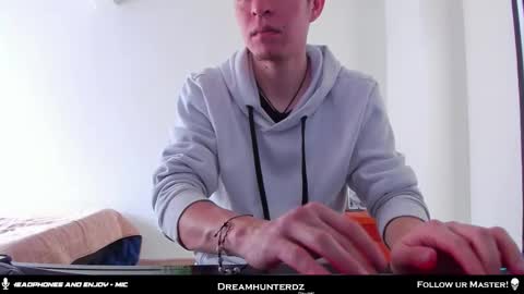 Your lord. - ONLINE  1500 Pm to 2100 Pm - New York Hour online show from February 19, 7:54 pm