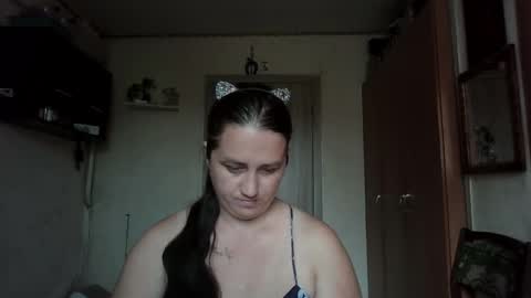 dreamiebelle online show from September 10, 9:31 am