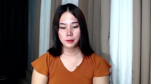 Snapshot of dreammegan chatting on December 11, 5:26 pm Stacy DONT FORGET TO FOLLOW ME AND THUMBS UP my wife samgrg2 online show from December 11, 5:26 pm