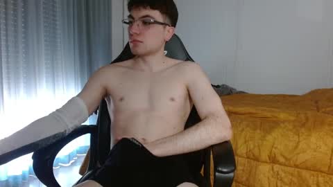 DreamBoy online show from April 3, 12:47 pm