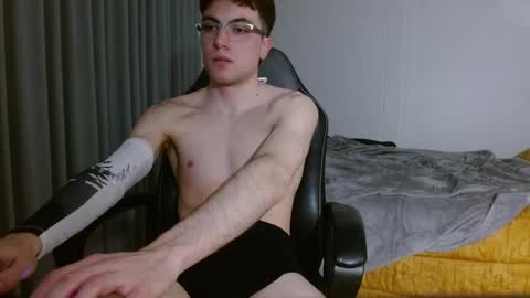 DreamBoy online show from April 6, 11:27 pm