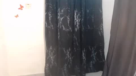 Snapshot of dreamy_wetpussy chatting on May 4, 7:54 pm BEAUTY online show from May 4, 7:54 pm