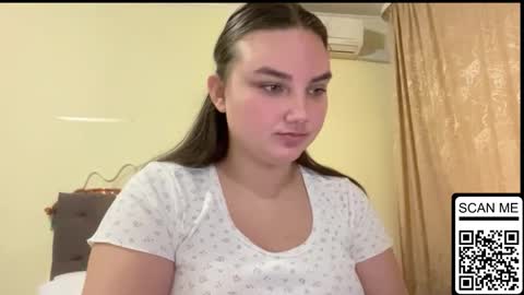 Mila online show from November 21, 10:36 am