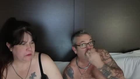 DreamyCouple01 online show from May 9, 10:31 am