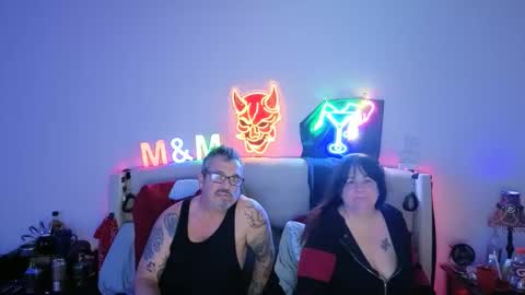 DreamyCouple01 online show from May 17, 1:36 am