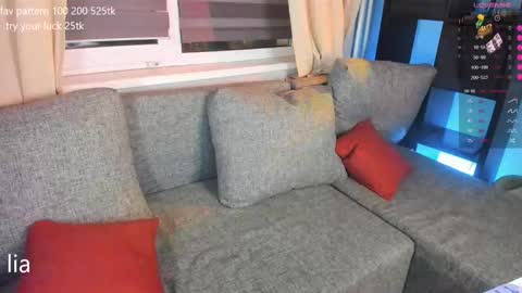 my name is Lia online show from February 18, 12:48 am