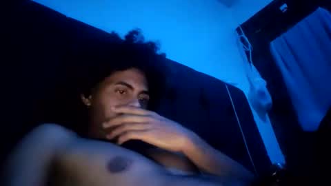 Snapshot of drelh chatting on December 18, 3:45 am Drelhh online show from December 18, 3:45 am