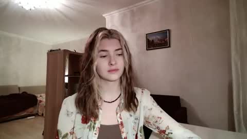 Snapshot of dremazwahlen chatting on February 3, 3:06 pm Dia online show from February 3, 3:06 pm