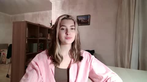 Snapshot of dremazwahlen chatting on February 16, 3:30 pm Dia online show from February 16, 3:30 pm