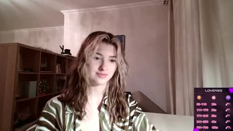 Dia online show from March 5, 3:08 pm