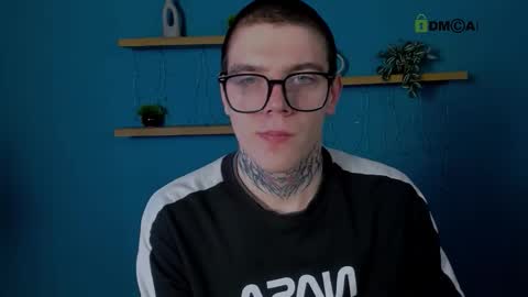 drew_soft_ online show from December 18, 7:53 pm