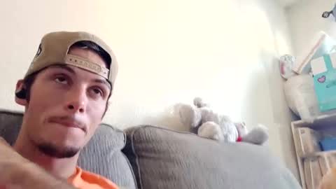 Snapshot of drewthejew616 chatting on October 5, 5:33 pm drewthejew616 online show from October 5, 5:33 pm