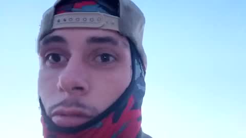 Snapshot of drewthejew616 chatting on October 23, 1:27 am drewthejew616 online show from October 23, 1:27 am