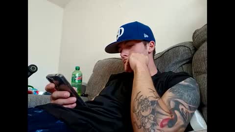 Snapshot of drewthejew616 chatting on November 2, 11:18 pm drewthejew616 online show from November 2, 11:18 pm