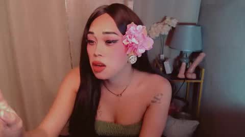 Snapshot of dreyanajones chatting on November 17, 6:14 pm Dreyana online show from November 17, 6:14 pm