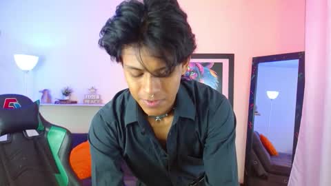 Snapshot of dreyk20 chatting on November 29, 2:31 pm Dreyk online show from November 29, 2:31 pm