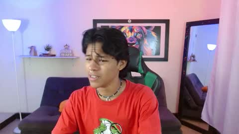 Snapshot of dreyk20 chatting on December 18, 2:45 pm Dreyk online show from December 18, 2:45 pm