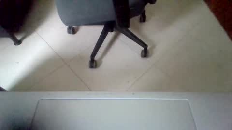 Snapshot of drhousing chatting on November 2, 11:01 am drhousing online show from November 2, 11:01 am