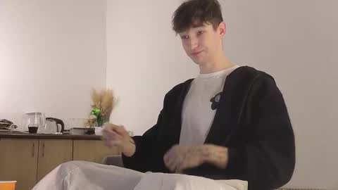 Mark online show from January 11, 10:48 pm