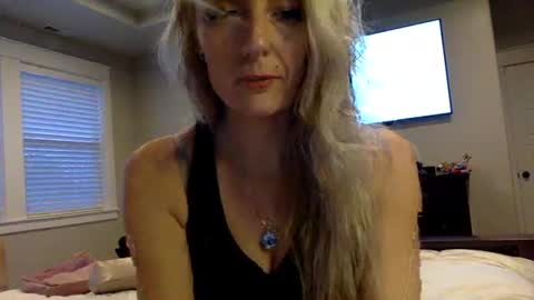 Bluejay0713 online show from March 16, 1:44 am