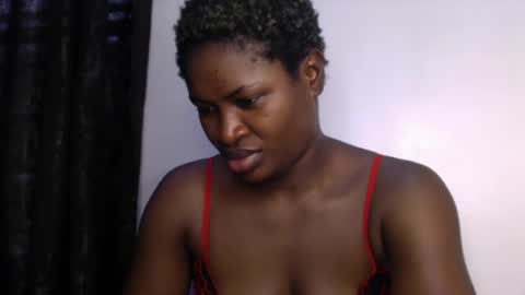 dripping_luna online show from December 23, 10:53 am