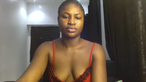dripping_luna online show from January 28, 12:11 pm