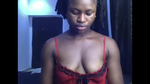 dripping_luna online show from February 7, 3:01 am