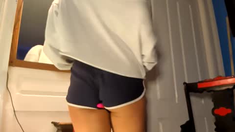 drippinglilygagwell online show from February 24, 2:53 am