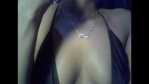 Snapshot of drippingpussy__ chatting on November 8, 8:07 pm drippingpussy__ online show from November 8, 8:07 pm