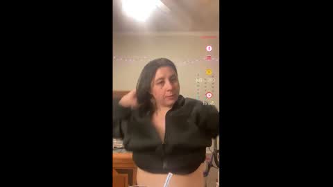 Snapshot of drippykitty888 chatting on January 15, 5:34 am Drippy kitty online show from January 15, 5:34 am