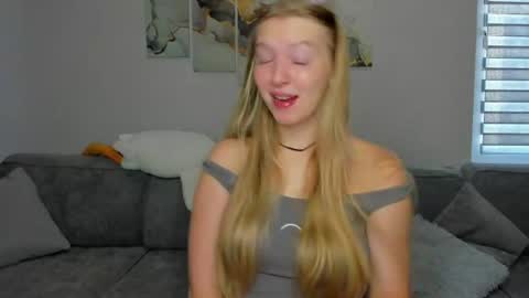 Hanna online show from August 2, 7:29 am