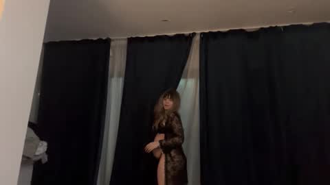 DrMommyGee online show from December 16, 9:31 pm