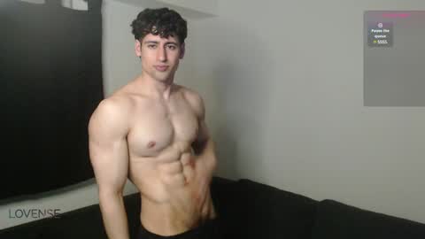 Snapshot of drmozo chatting on December 4, 6:33 am Alexander online show from December 4, 6:33 am