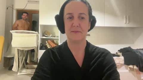 Dr. Resa online show from December 22, 7:22 pm